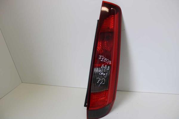 FEU ARRIERE DROIT  FORD FIESTA - Vue 1